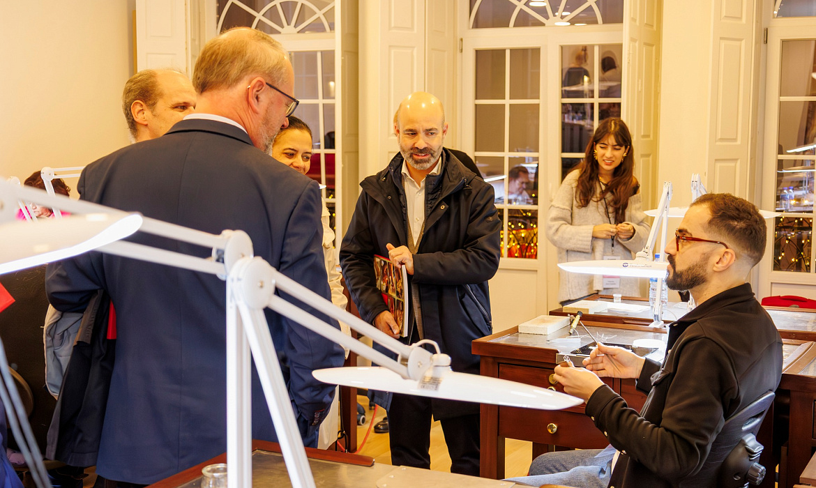 CINDOR открывает учебное заведение для обучения ювелиров в городе Порту