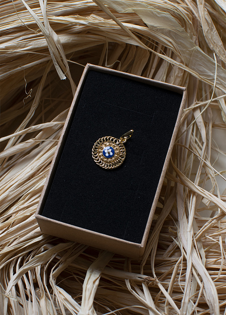 Кулон CARAMUJOS Guarnição de açafate,  позолоченное серебро  1,3g,  синяя эмаль 